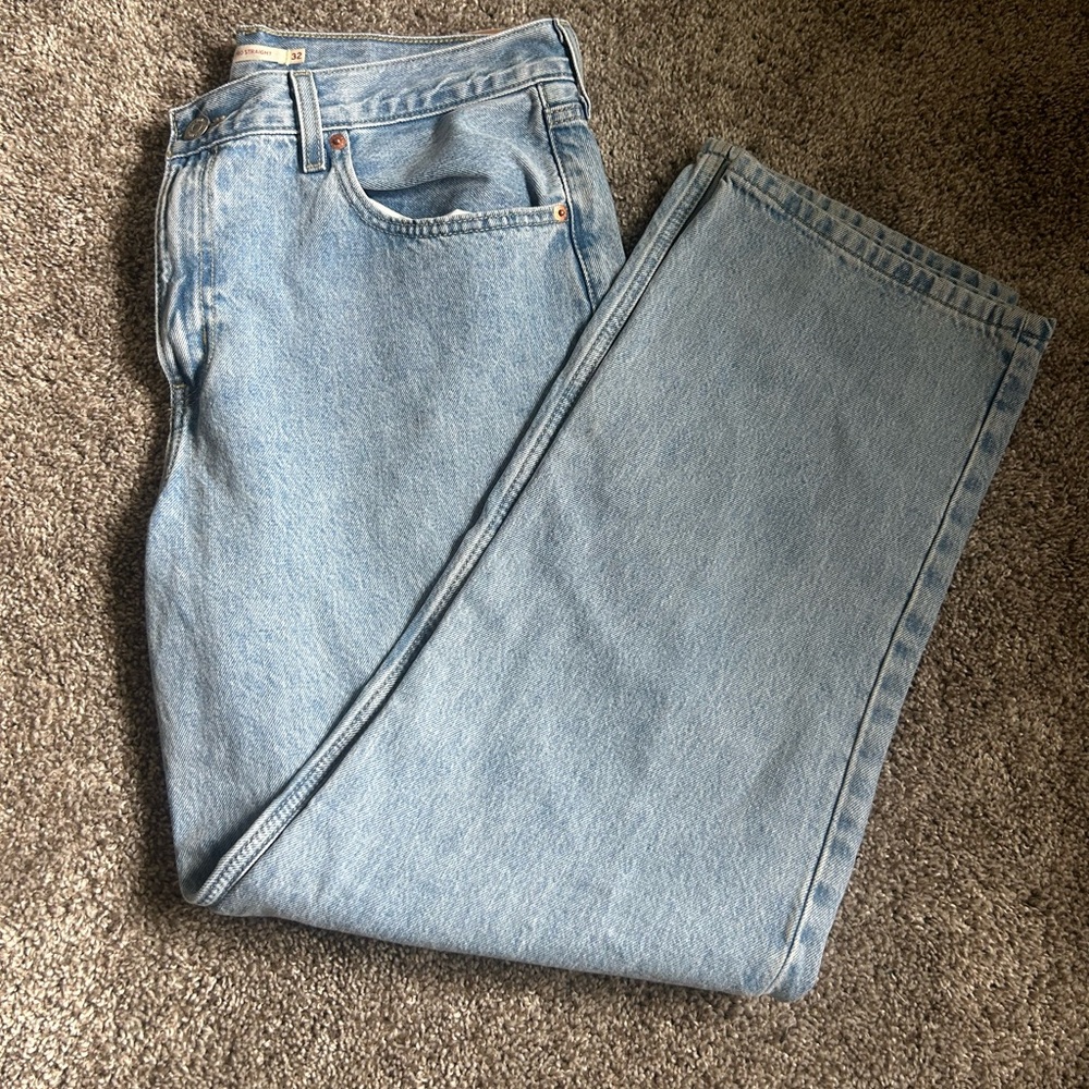 Levi's Light Blue Women's Low Pro Straight Leg Jeans